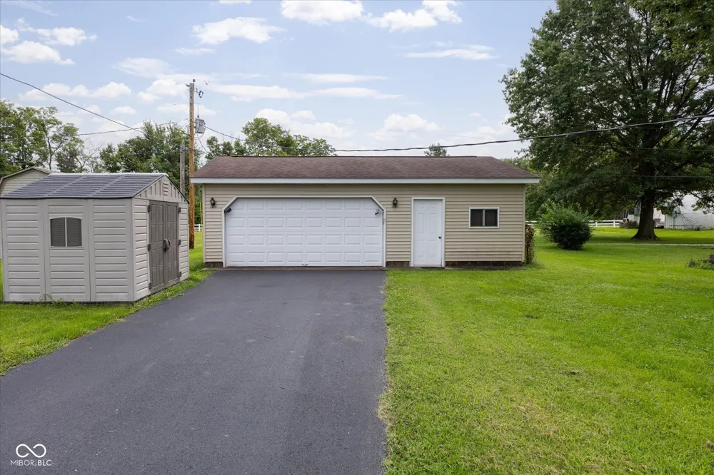 3575 County Road 950 E Brownsburg, IN 46112