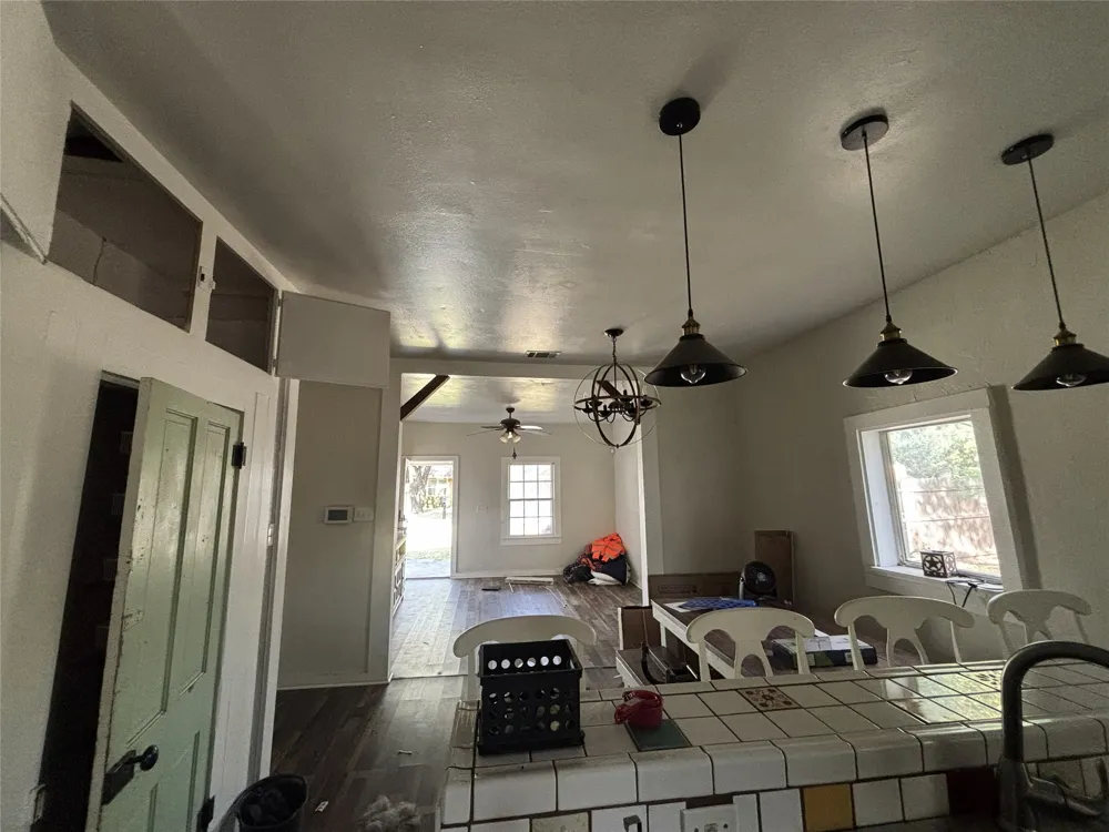 107 College Street Joshua, TX 76058