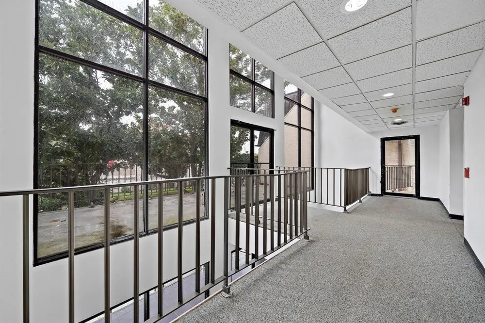 3025 Walnut Bend Lane #38 Houston, TX 77042