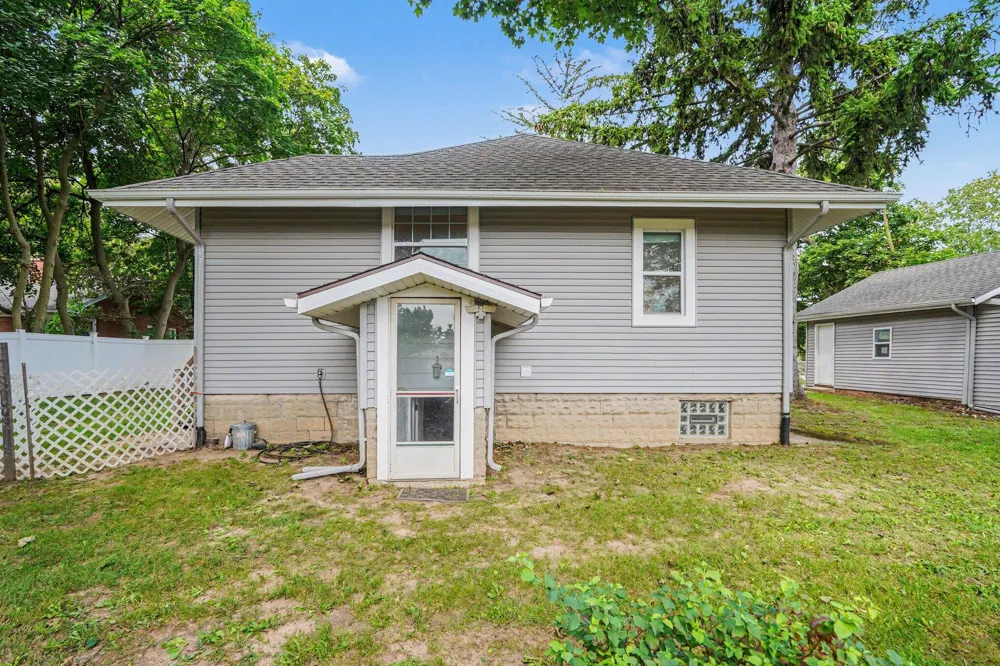 1408 Plymouth Avenue SE Grand Rapids, MI 49506