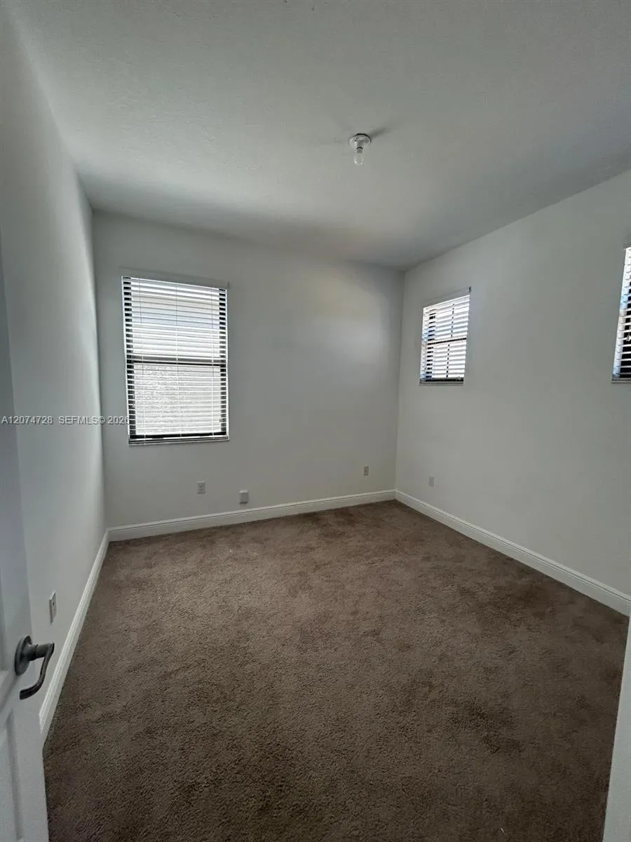 731 NE 193rd St #731 Miami, FL 33179