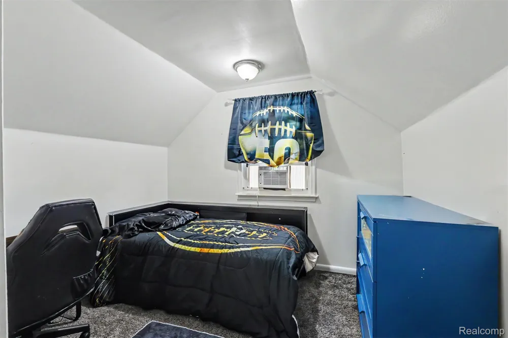22722 Cobb Street Dearborn City, MI 48128