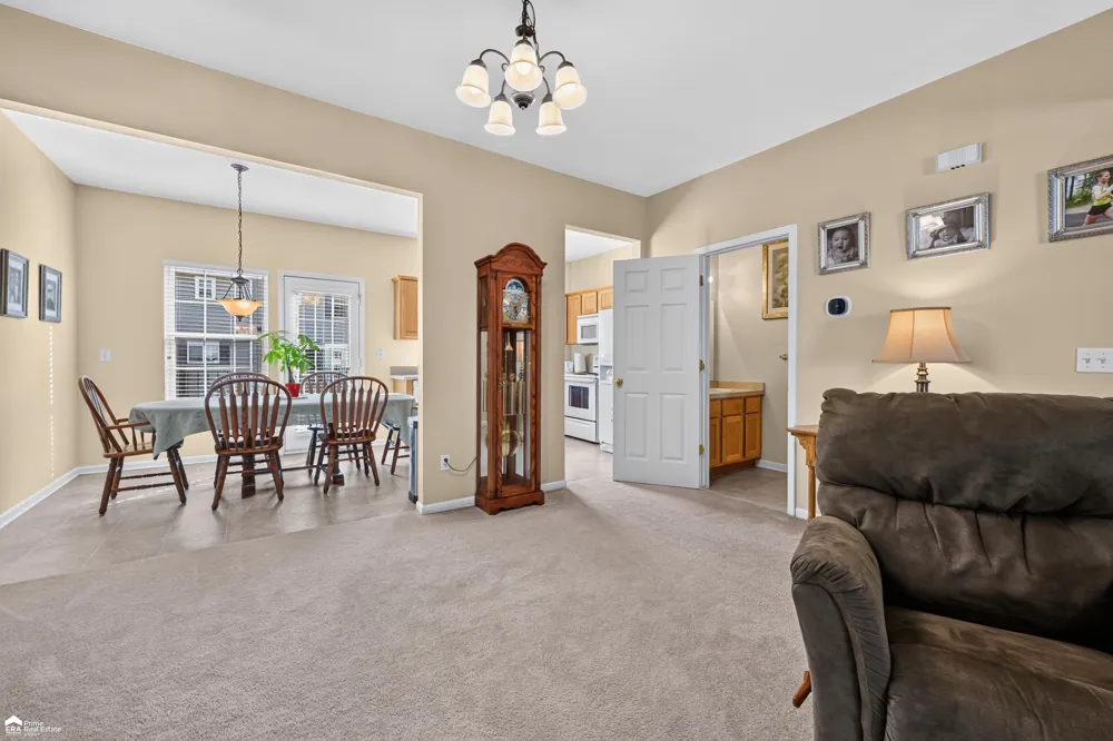 804 Eagle Drive Fenton City, MI 48430