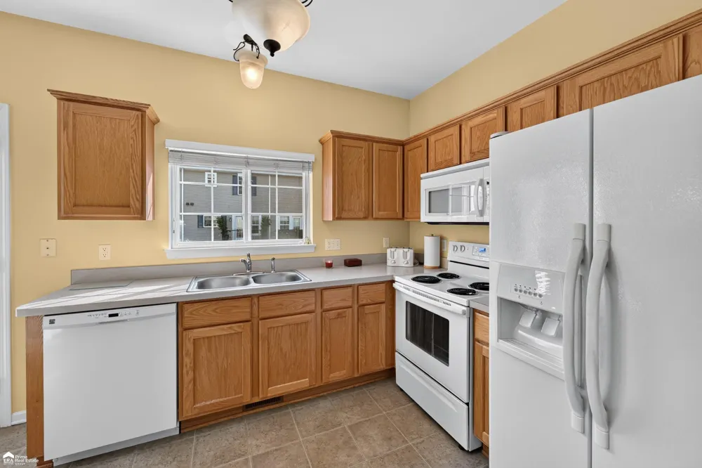 804 Eagle Drive Fenton City, MI 48430