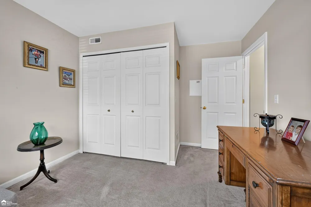 804 Eagle Drive Fenton City, MI 48430