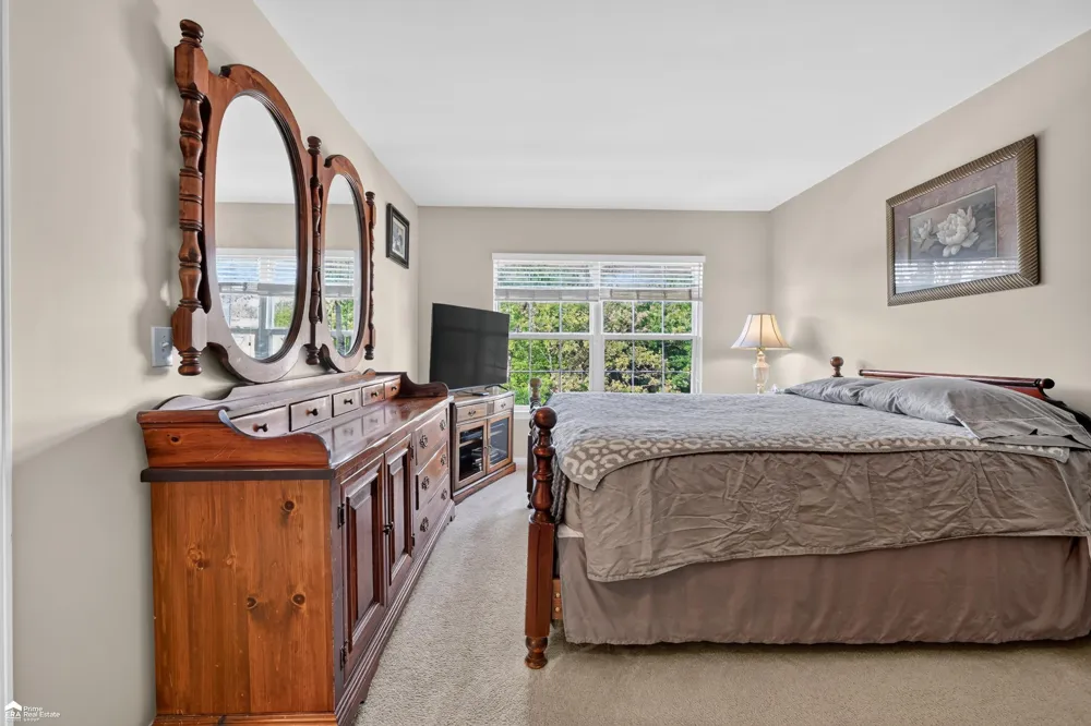 804 Eagle Drive Fenton City, MI 48430