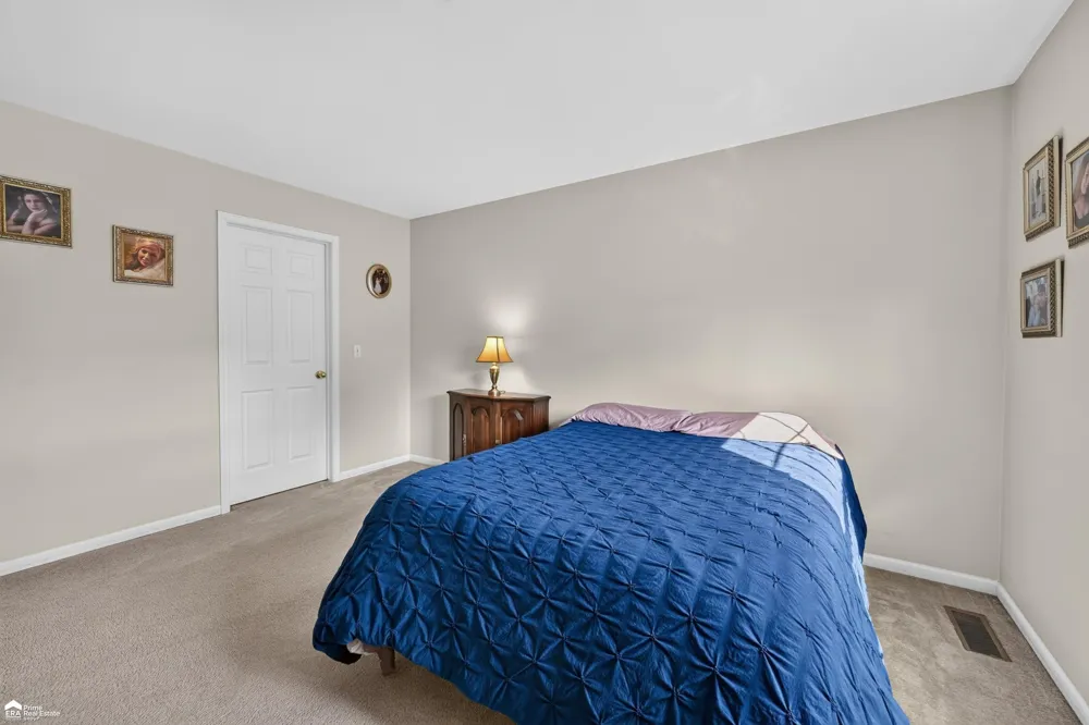 804 Eagle Drive Fenton City, MI 48430