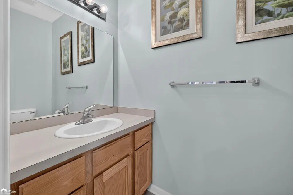 804 Eagle Drive Fenton City, MI 48430