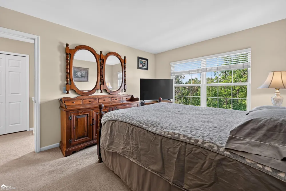 804 Eagle Drive Fenton City, MI 48430