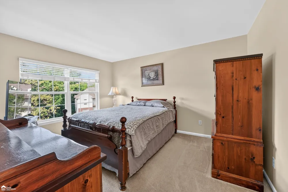 804 Eagle Drive Fenton City, MI 48430