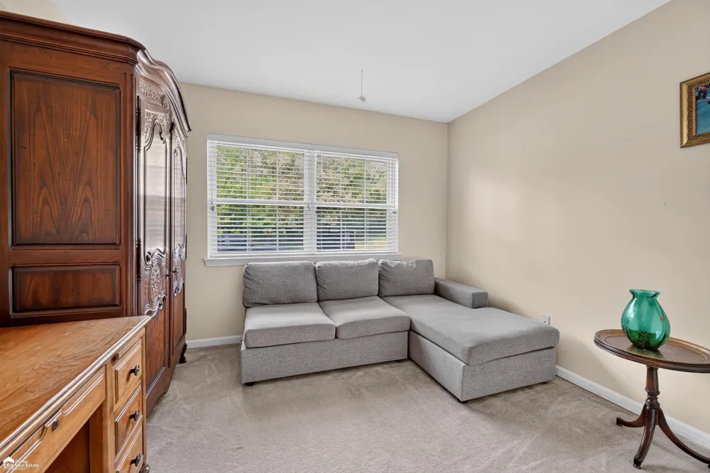 804 Eagle Drive Fenton City, MI 48430
