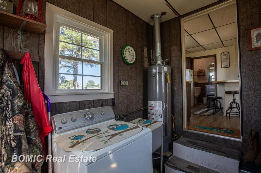 3977 Busch Road Taymouth Township, MI 48415