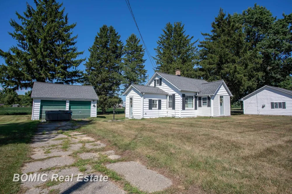 3977 Busch Road Taymouth Township, MI 48415