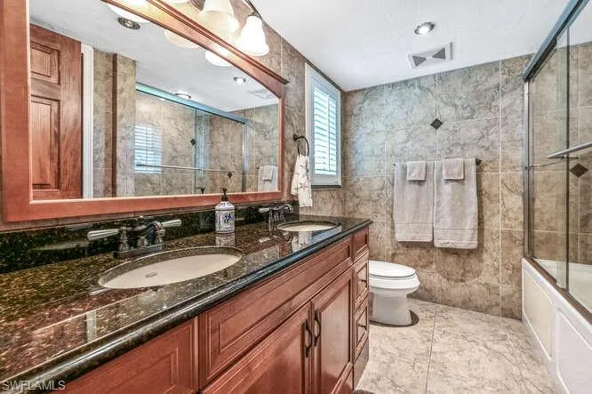 27640 Michigan Street Bonita Springs, FL 34135