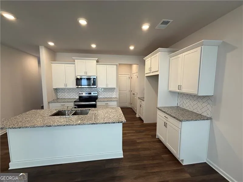 5151 Longview RUN Decatur, GA 30035