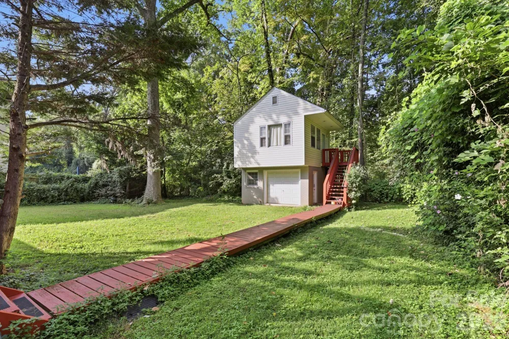 2316 Kingsbury Drive Charlotte, NC 28205