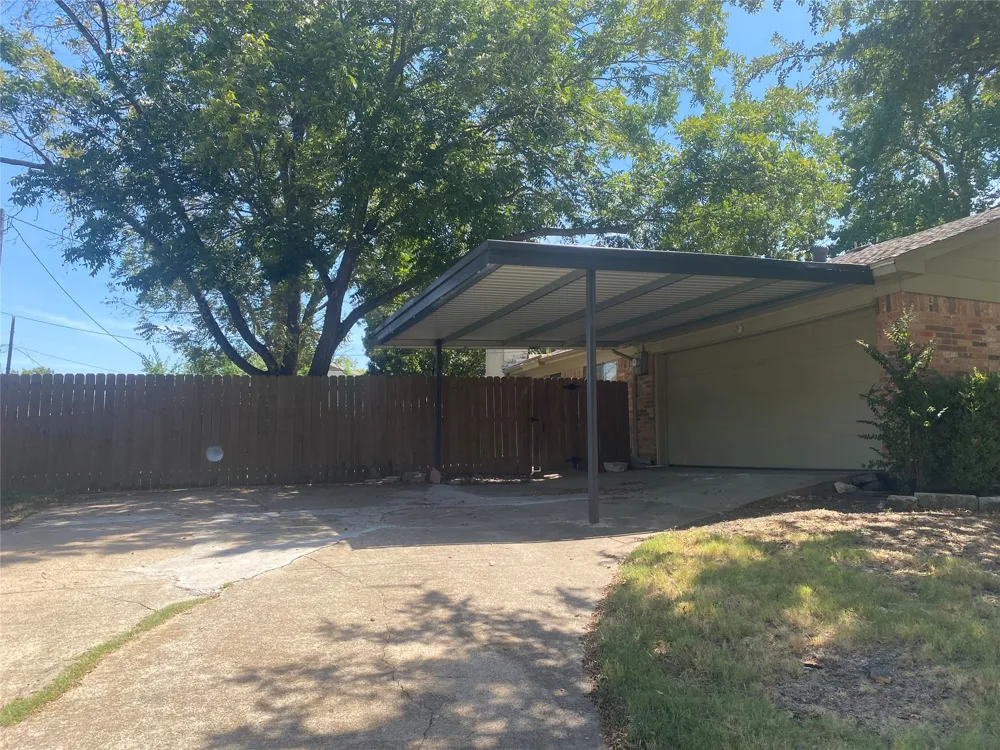 423 Shady Brook Place Richardson, TX 75080