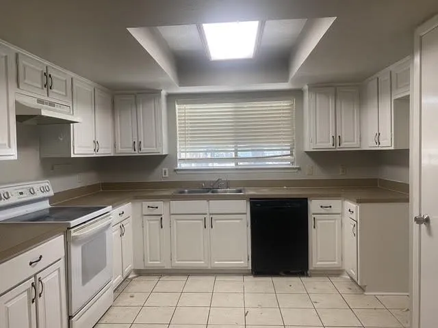 423 Shady Brook Place Richardson, TX 75080