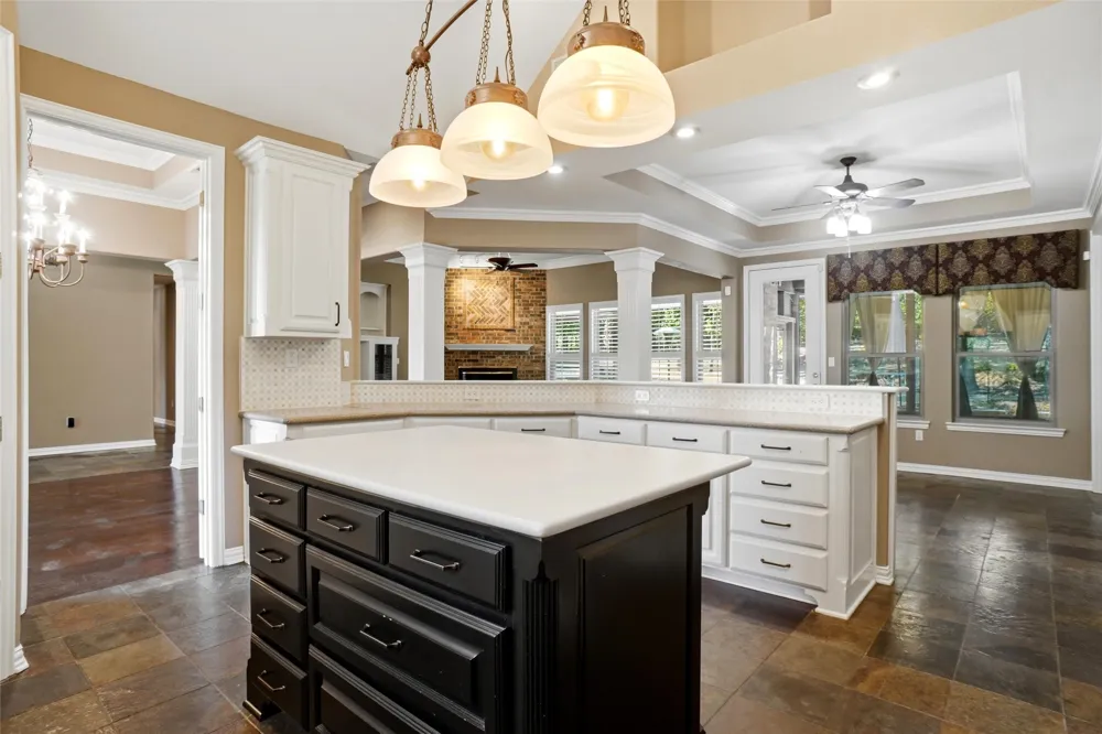 8998 Hilltop Road Argyle, TX 76226