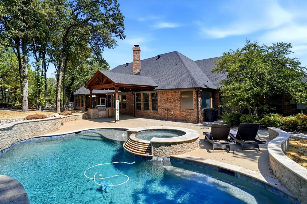 8998 Hilltop Road Argyle, TX 76226