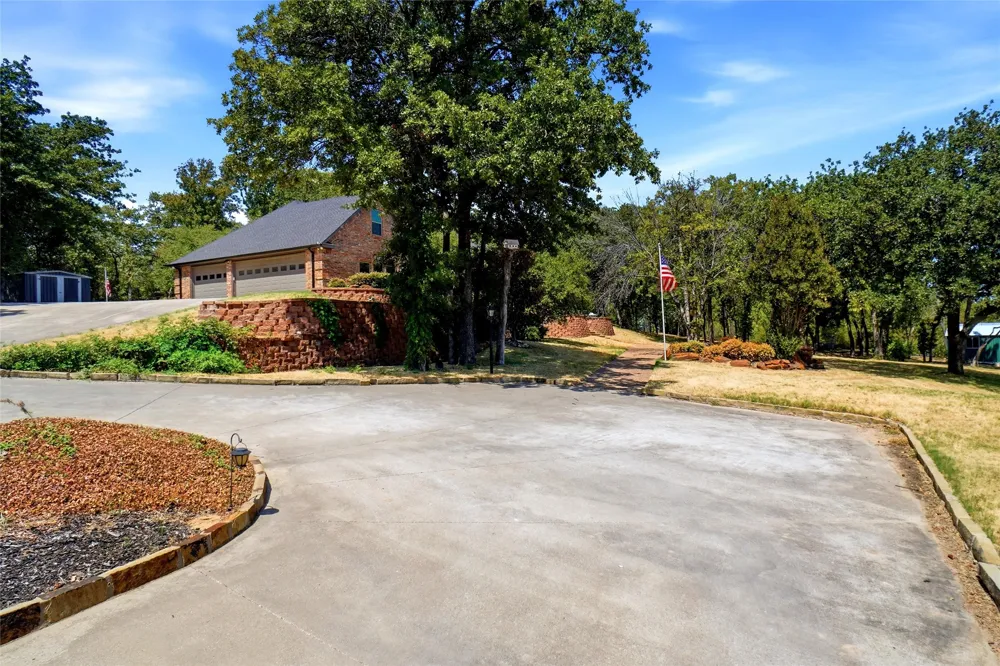 8998 Hilltop Road Argyle, TX 76226