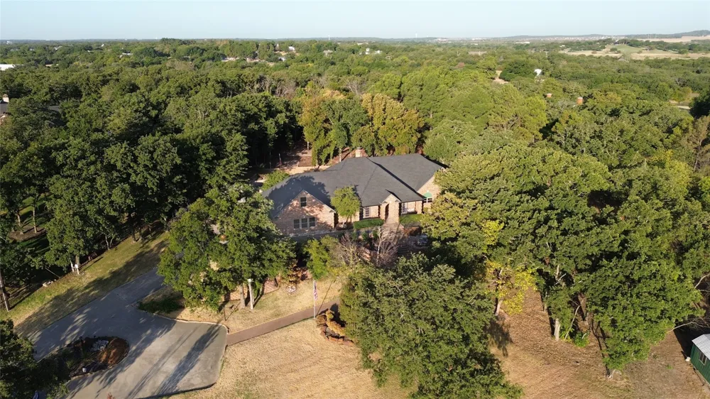 8998 Hilltop Road Argyle, TX 76226