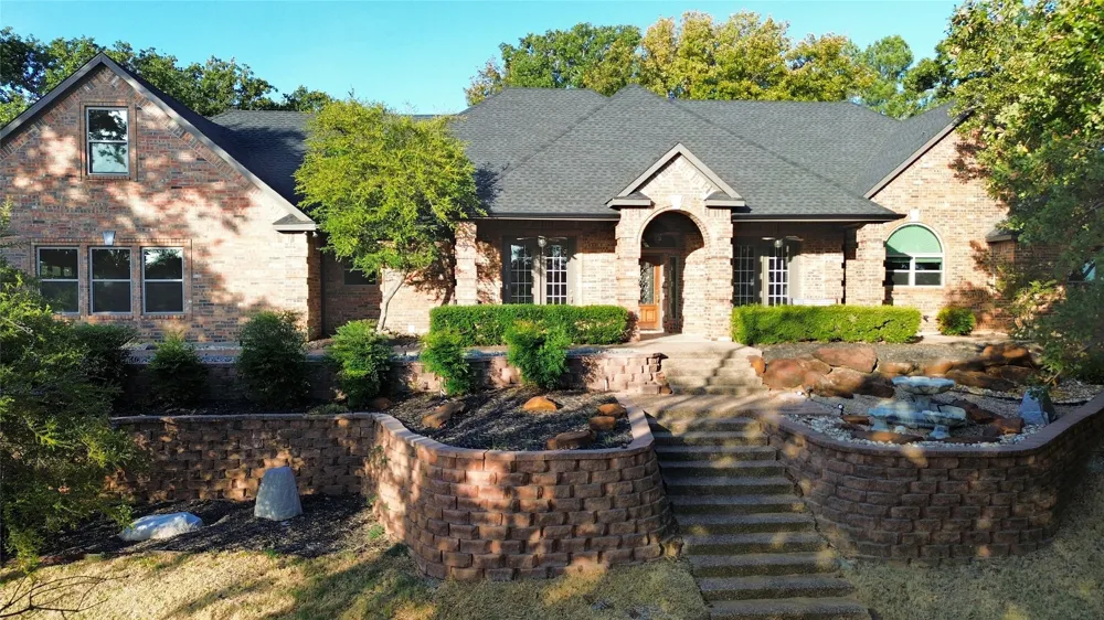 8998 Hilltop Road Argyle, TX 76226