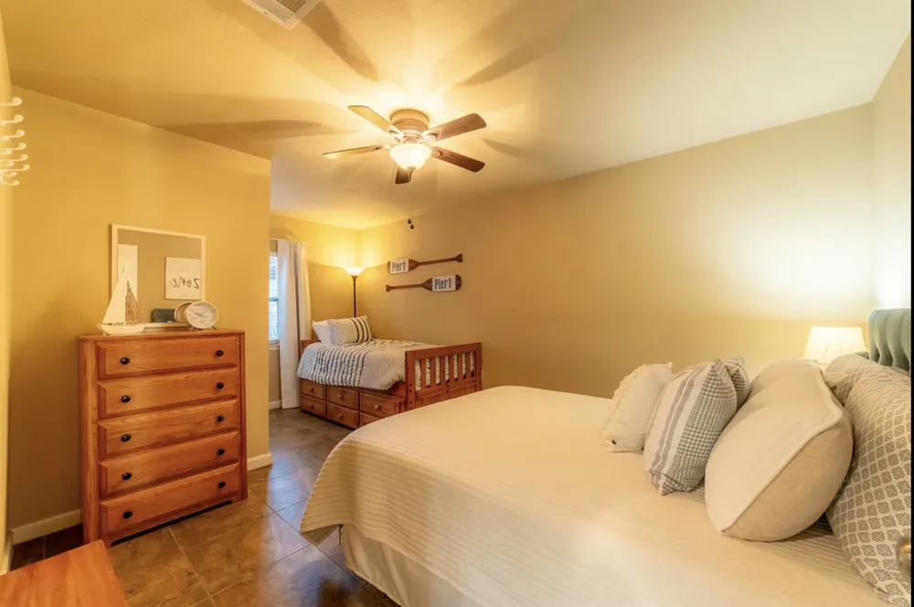 6771 Briar Road Azle, TX 76020
