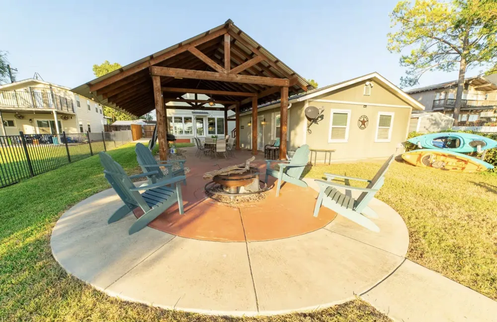 6771 Briar Road Azle, TX 76020