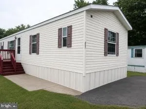 427 GREENDOWN ACRES LANE