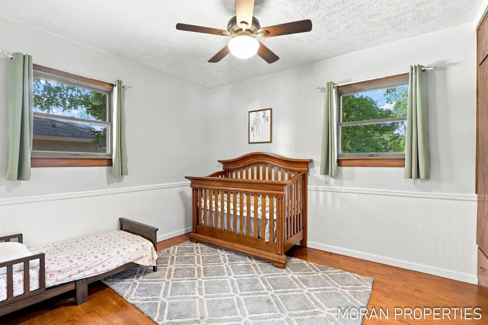 210 Hope Avenue Holland, MI 49423