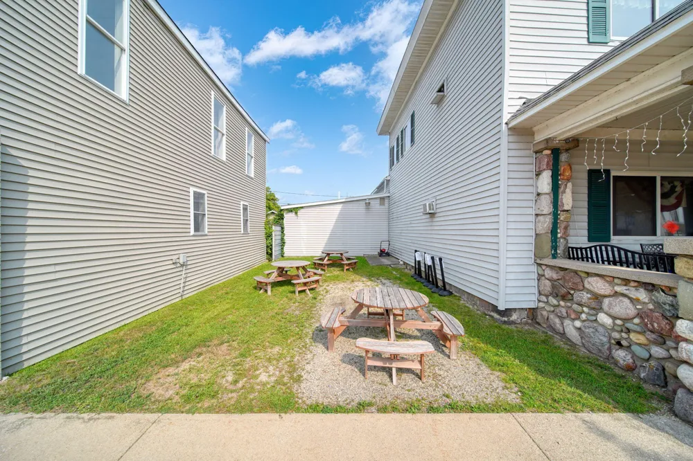 202 Main Street Evart, MI 49631