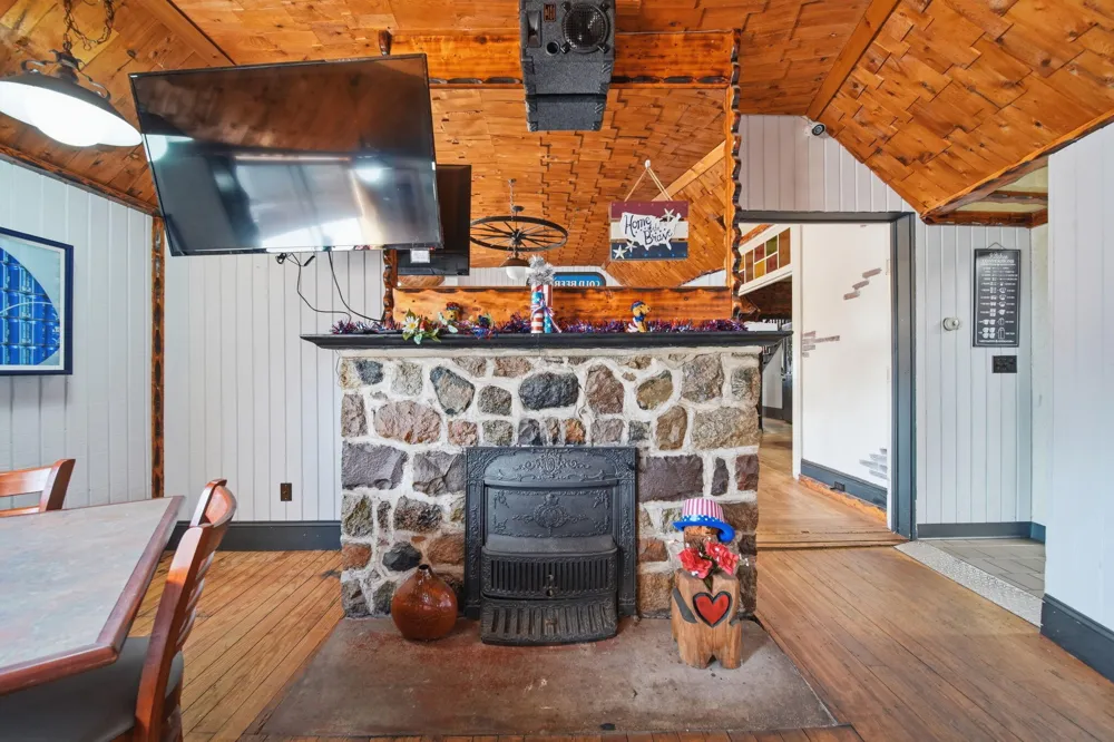 202 Main Street Evart, MI 49631
