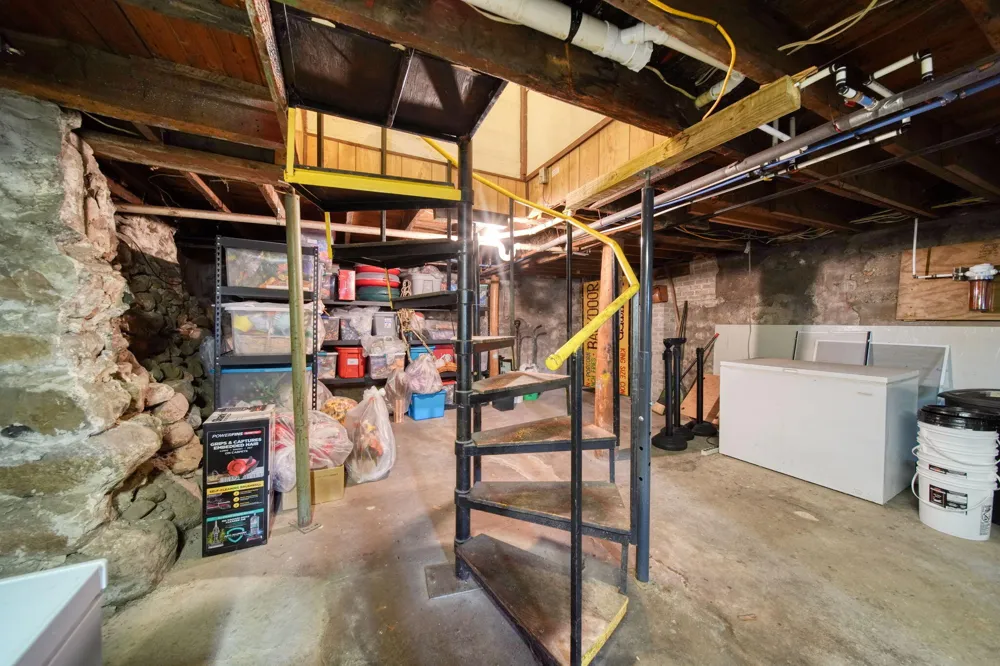 202 Main Street Evart, MI 49631