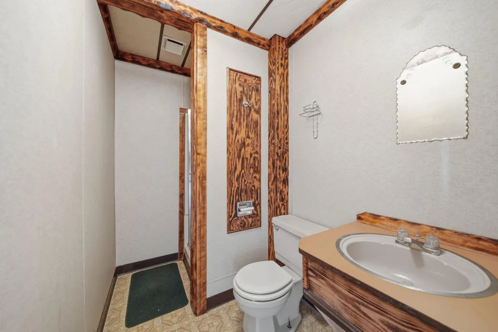 202 Main Street Evart, MI 49631