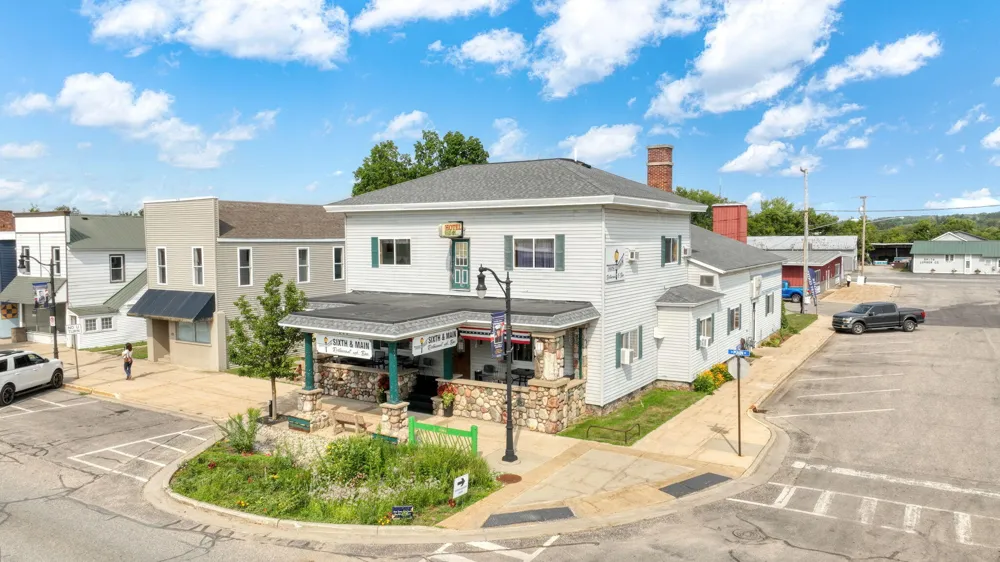 202 Main Street Evart, MI 49631