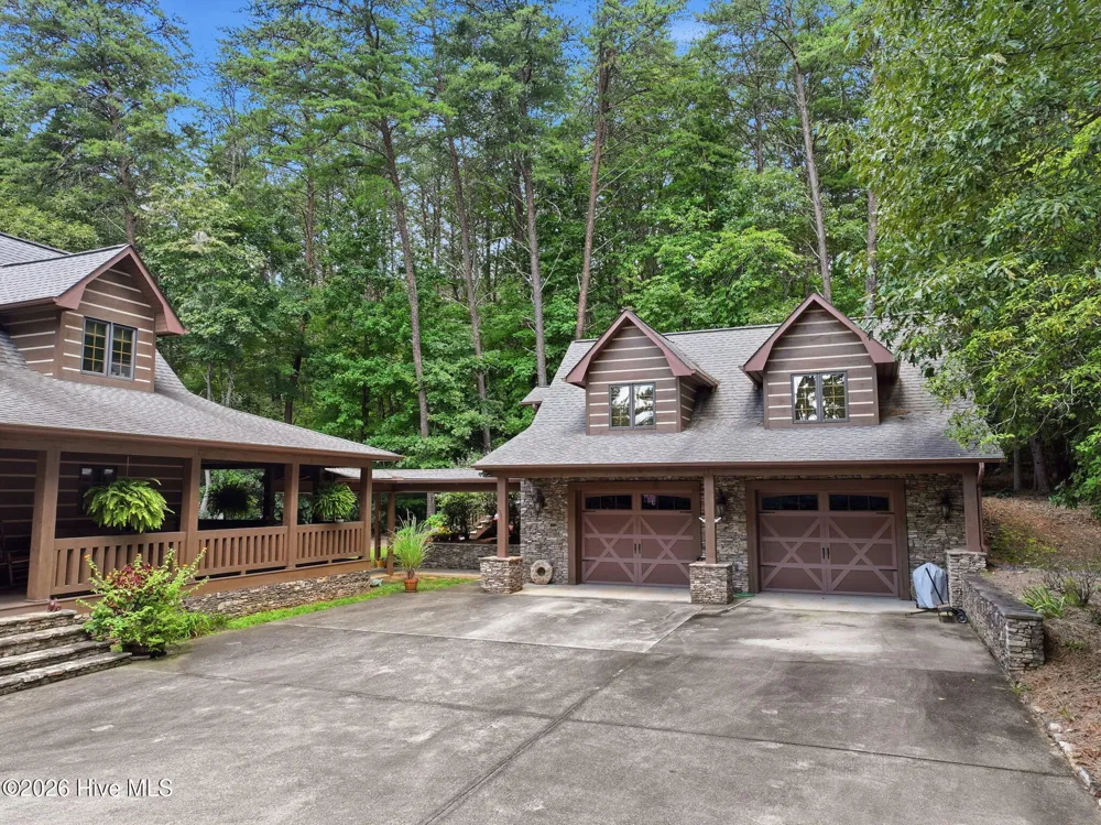 105 Double Branch Trail Murphy, NC 28906