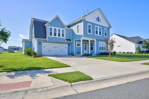 203 Farmstead Loop