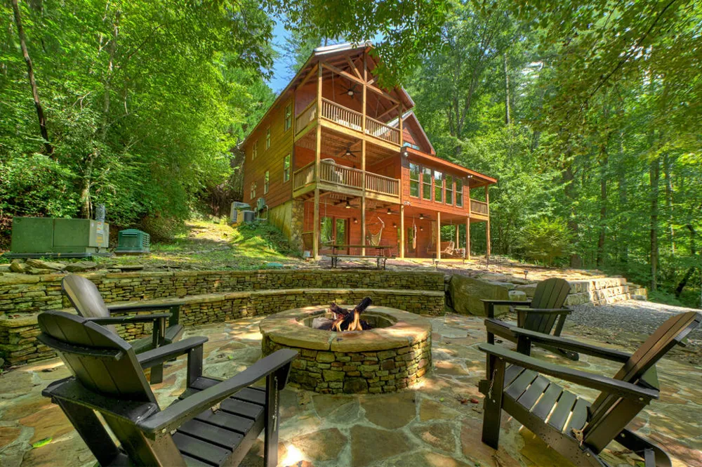 46 Private Drive Ellijay, GA 30536