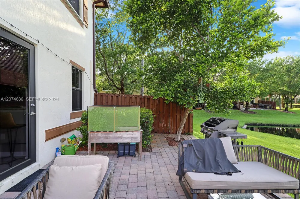 12365 S Village Cir Davie, FL 33325