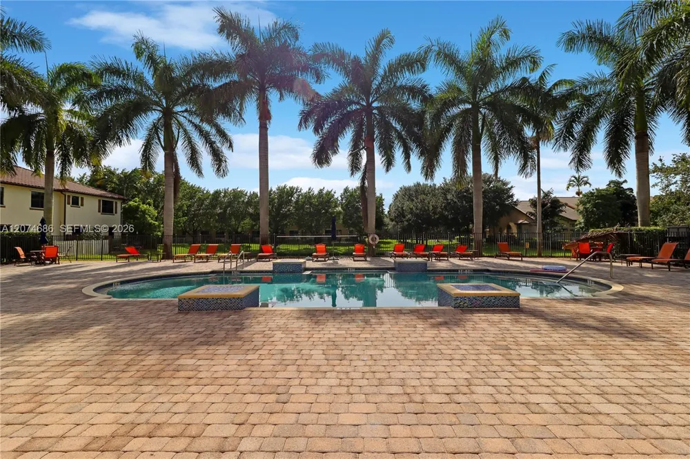 12365 S Village Cir Davie, FL 33325