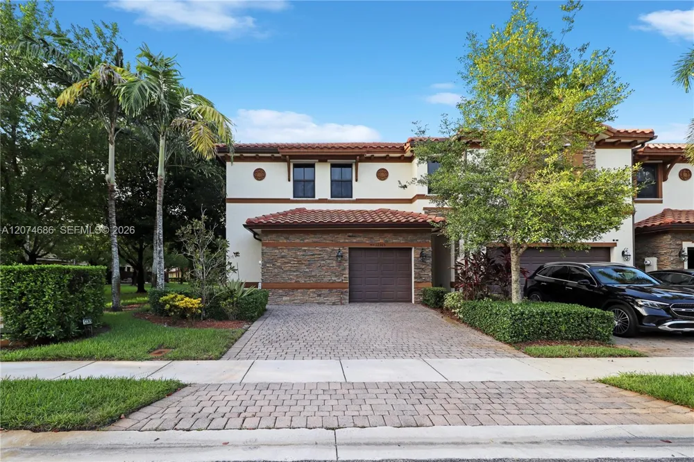 12365 S Village Cir Davie, FL 33325