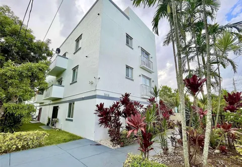 7516 NE 1 AVENUE #302