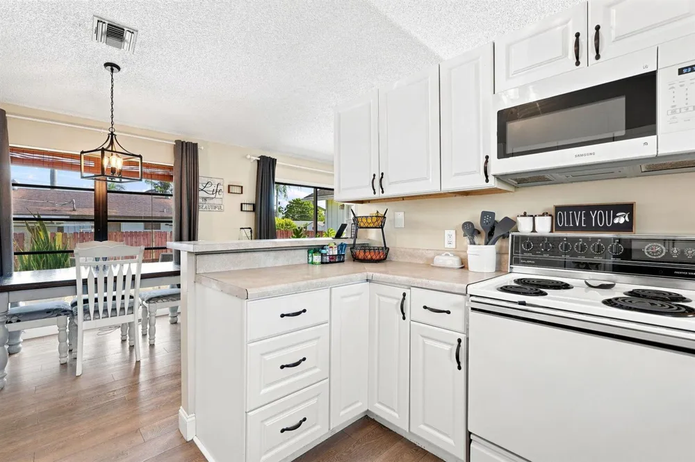 9179 Honeywell Road Lake Worth, FL 33467