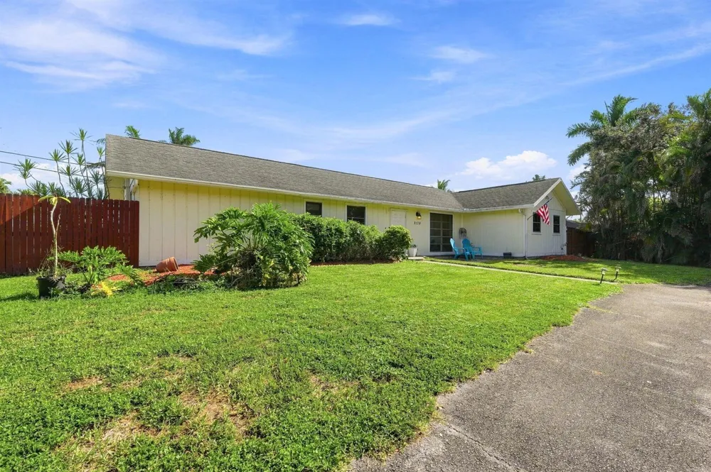 9179 Honeywell Road Lake Worth, FL 33467