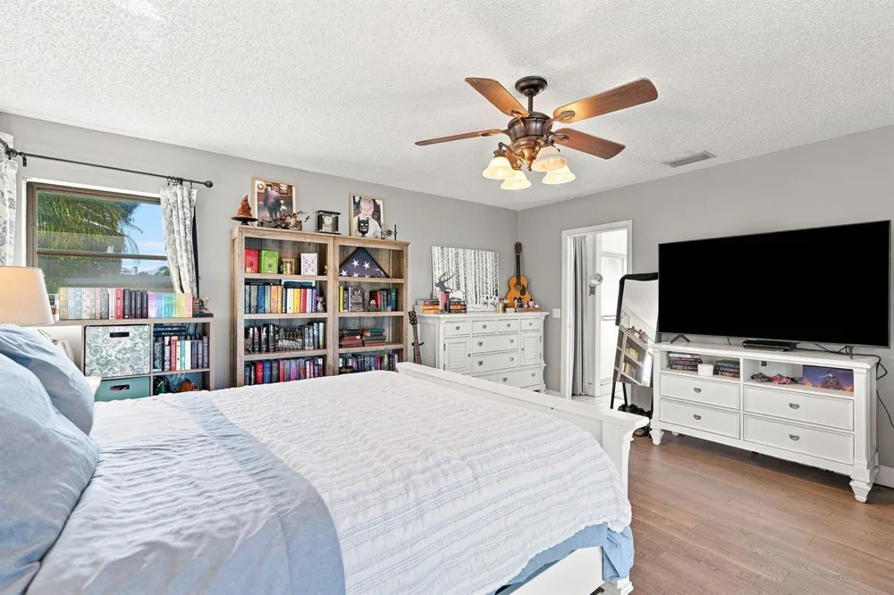 9179 Honeywell Road Lake Worth, FL 33467