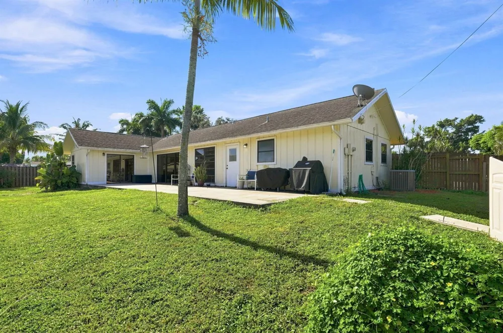9179 Honeywell Road Lake Worth, FL 33467