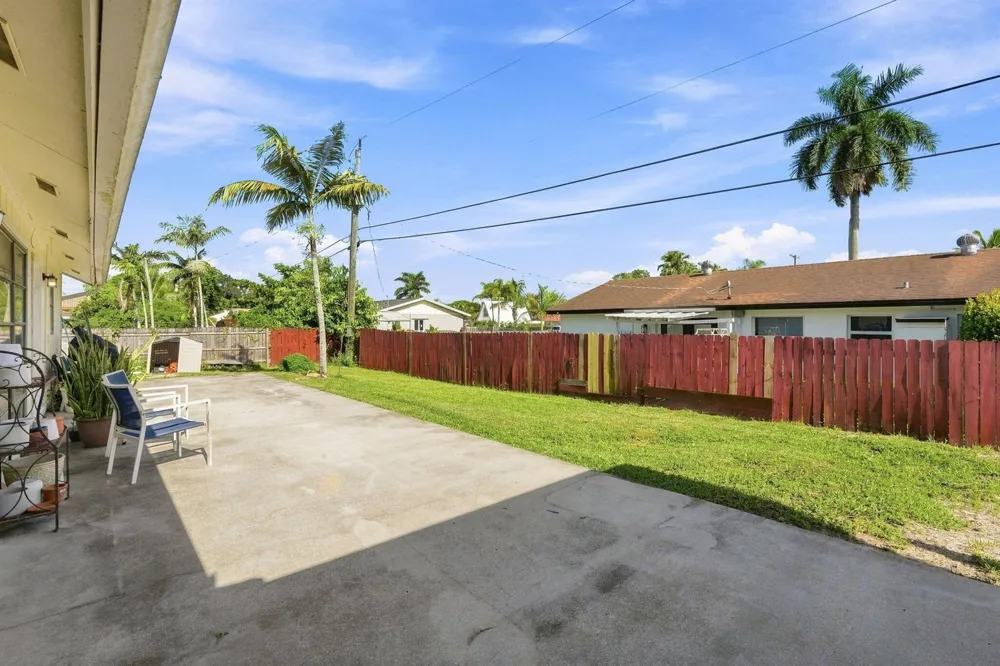 9179 Honeywell Road Lake Worth, FL 33467