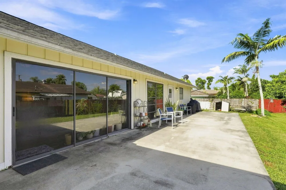 9179 Honeywell Road Lake Worth, FL 33467