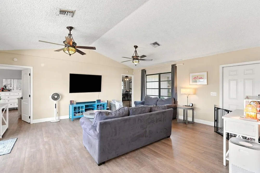 9179 Honeywell Road Lake Worth, FL 33467